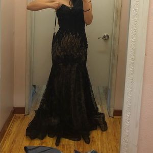 Lace prom dress